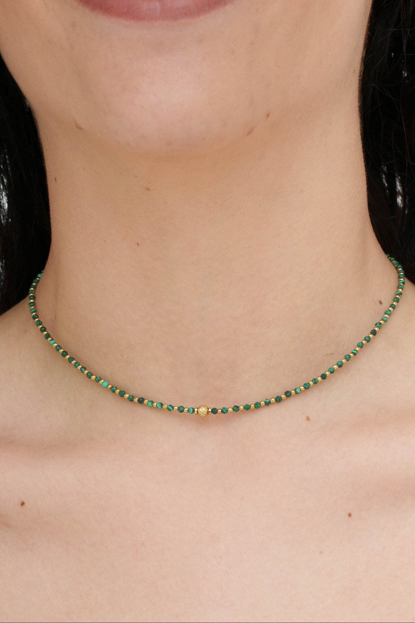 Girocollo in acciaio con pietrine - KLK