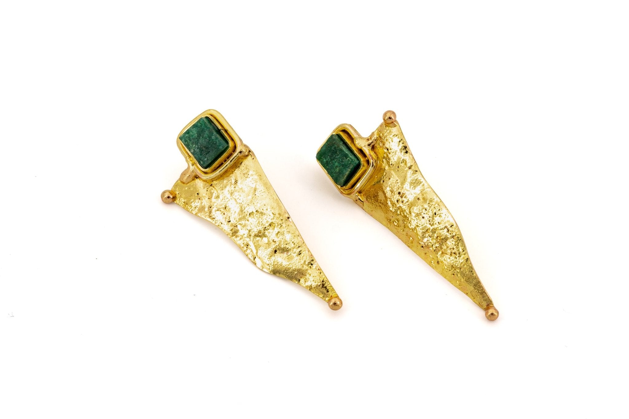 Orecchini triangolo con pietra - KLK