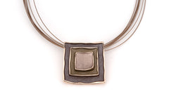 Collana tre quadrati