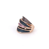 Wavy band ring