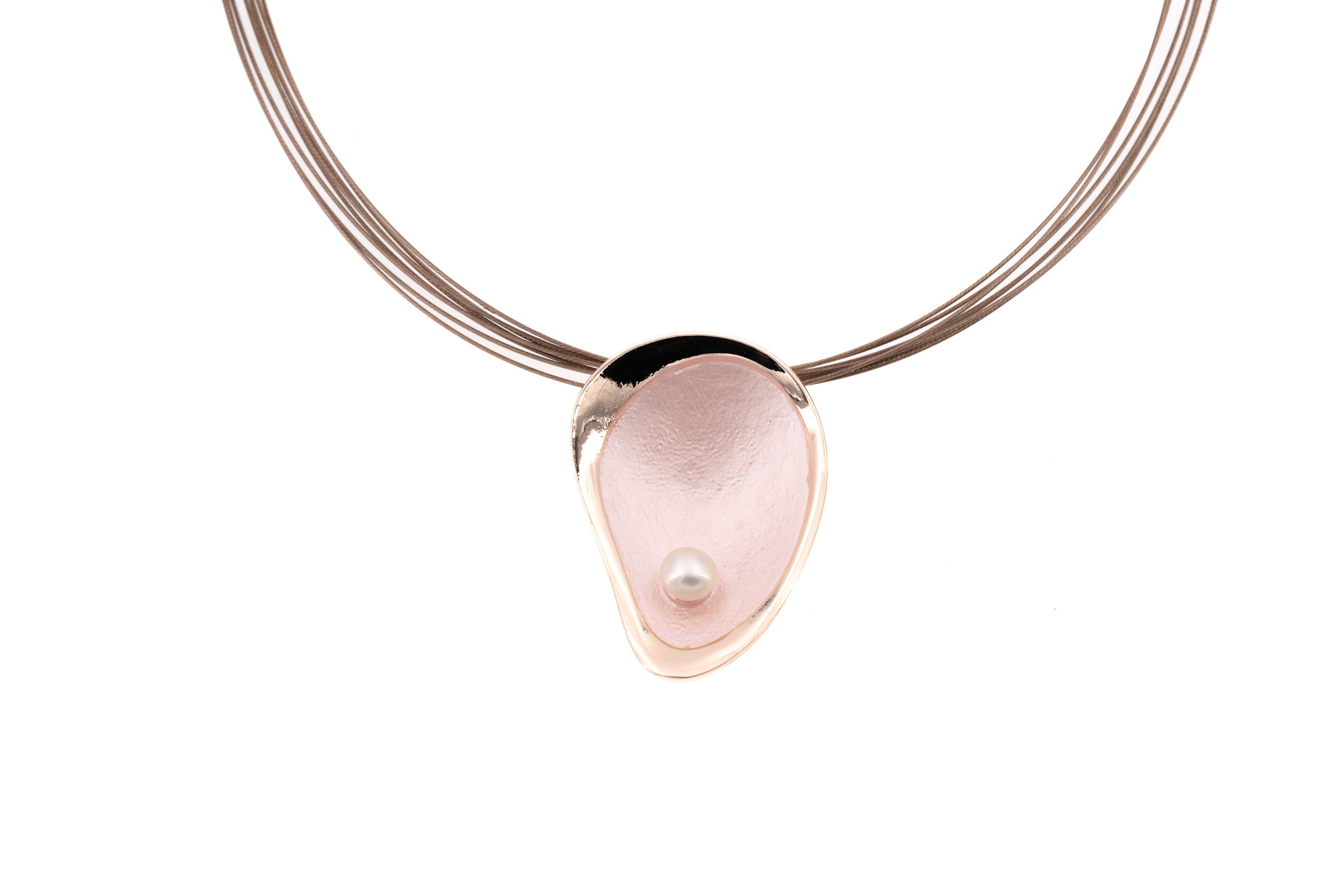 Drop necklace with pearl
