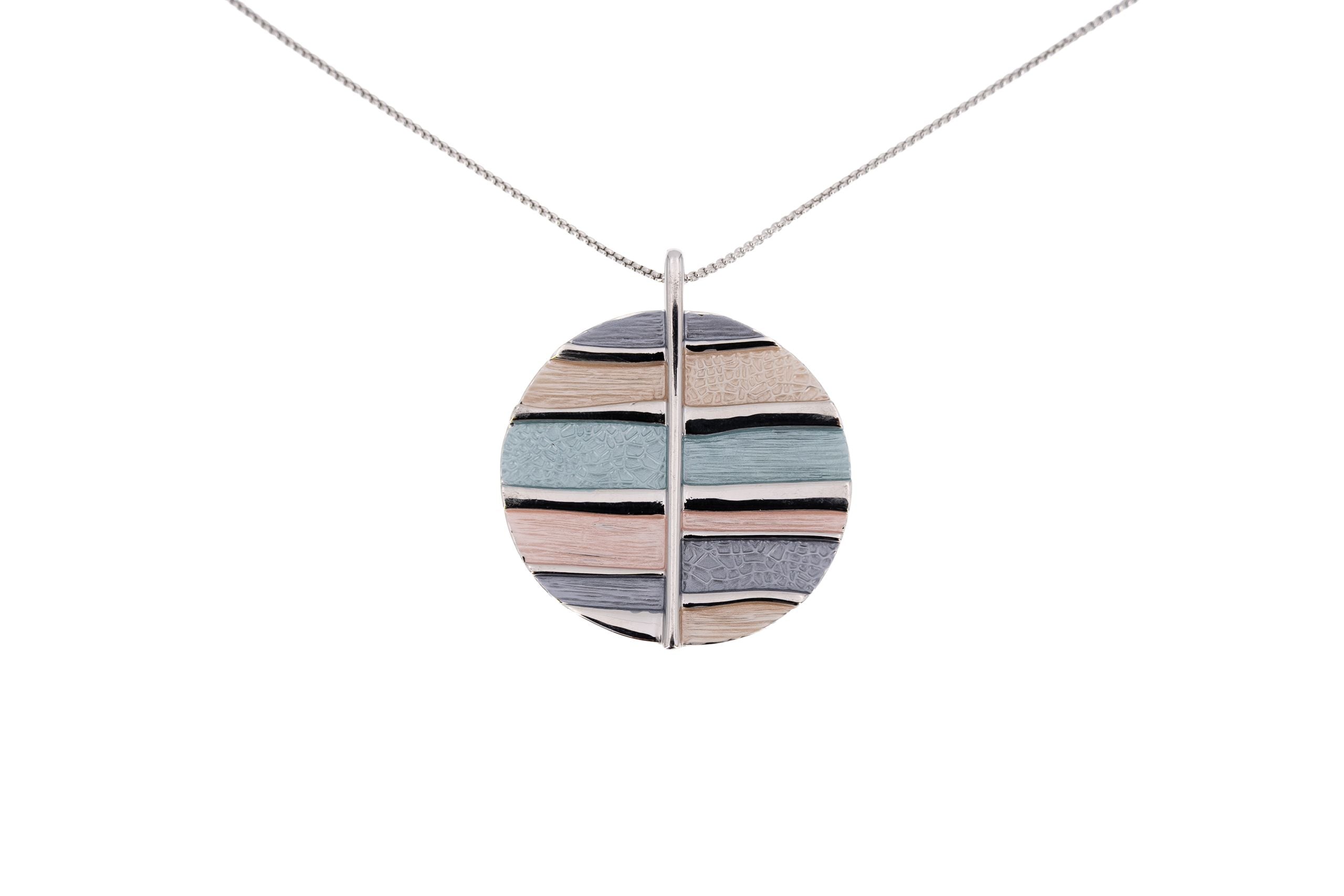 Collana lunga multi fasce