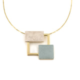 Collana quadrato astratto