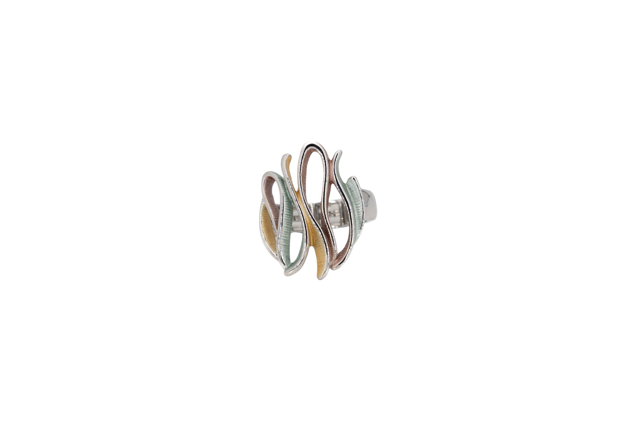 Curved ring
