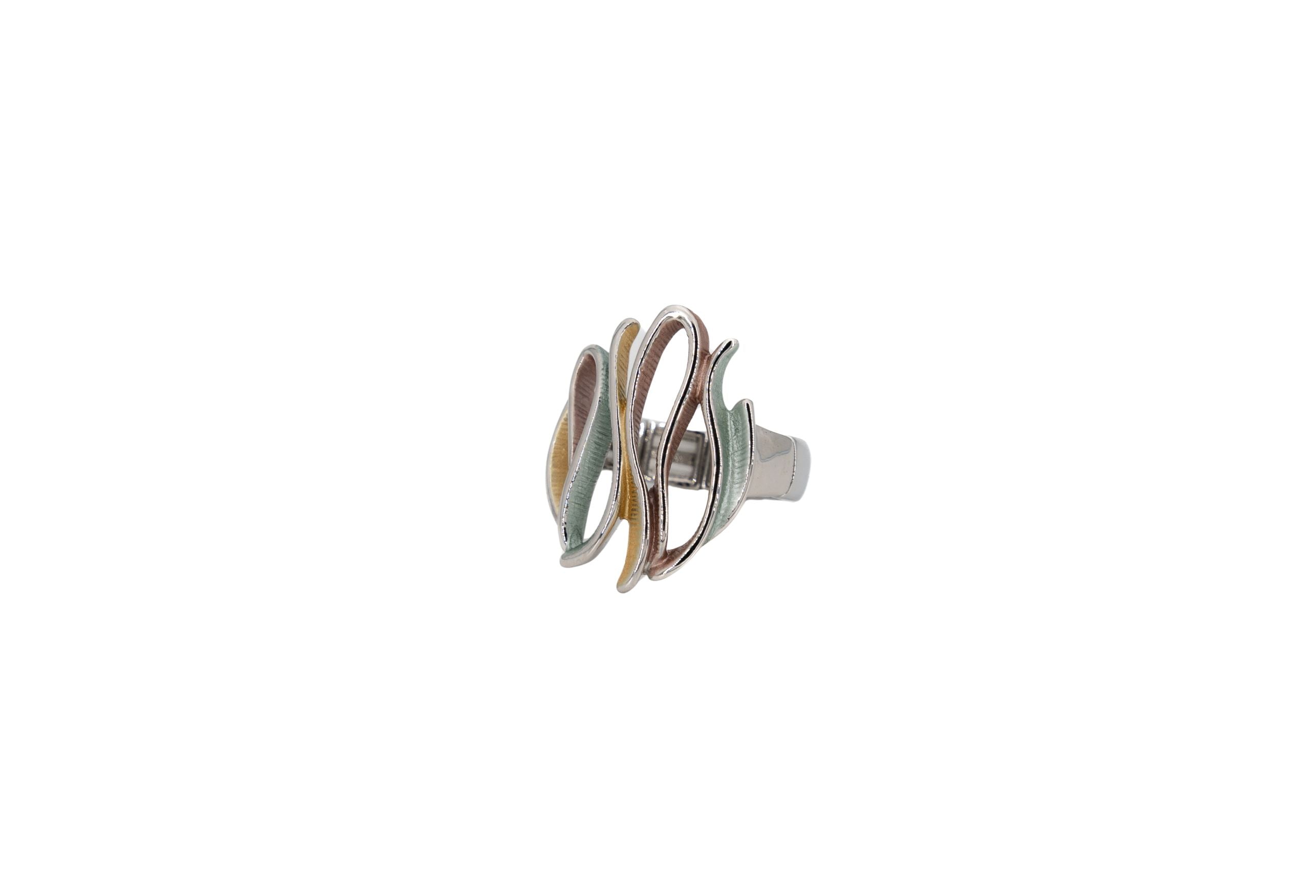 Curved ring