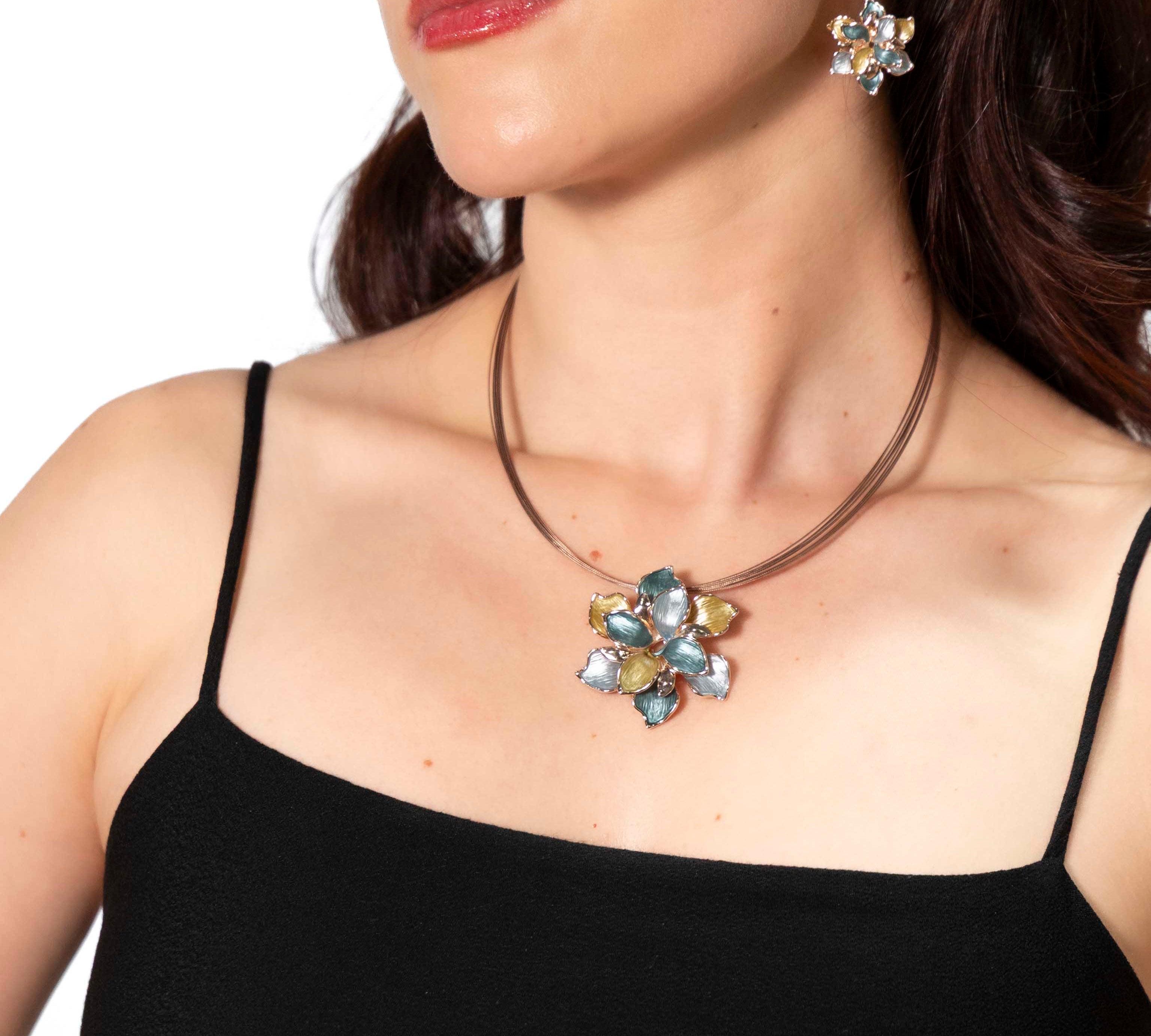 Collana fiore aperto