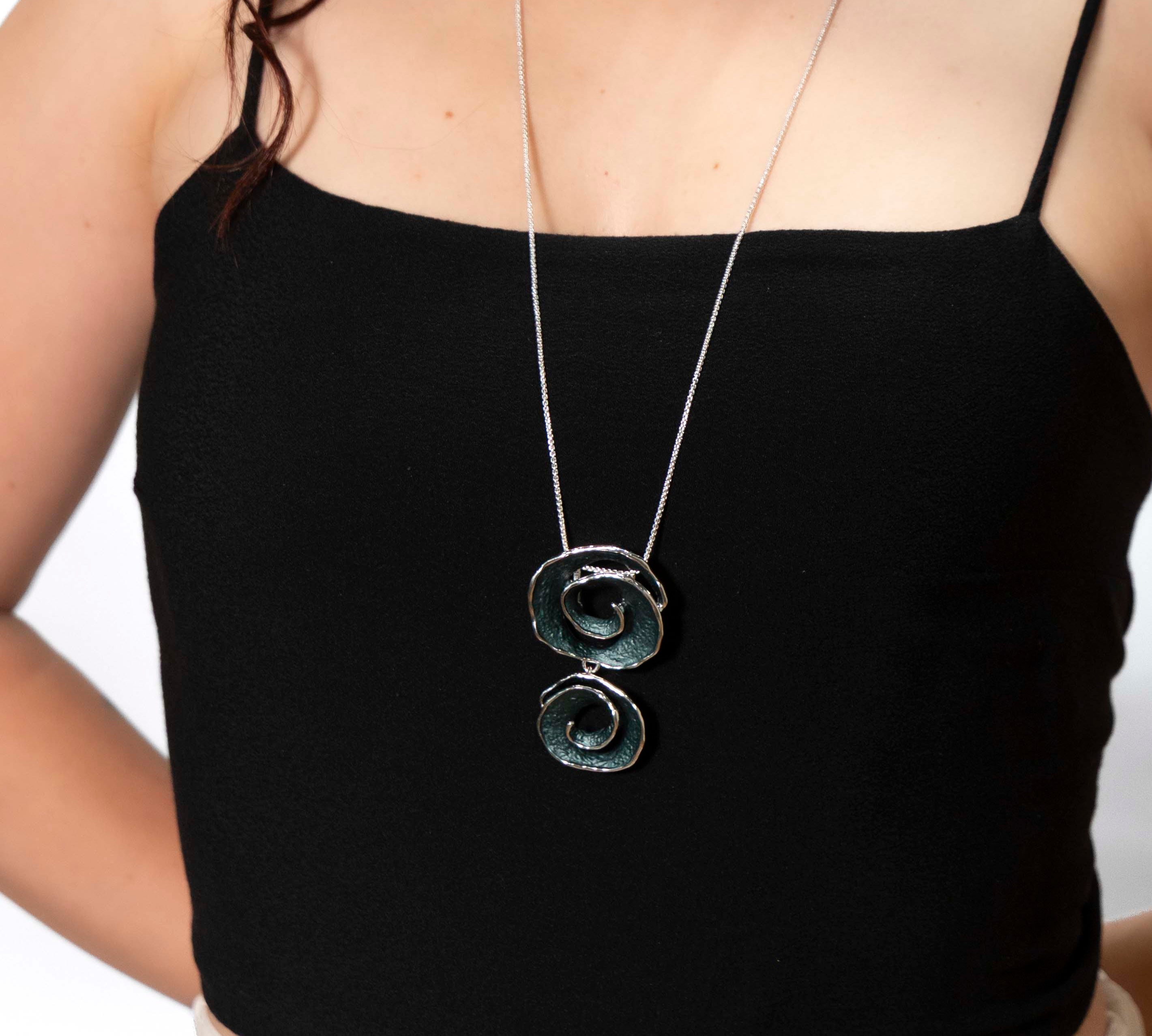 Collana lunga spirali