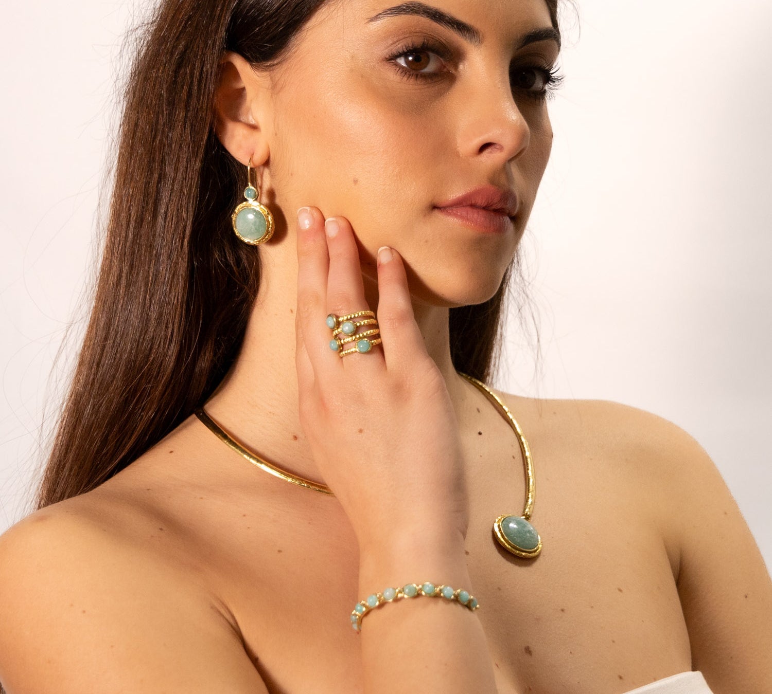Knurled amazonite ring