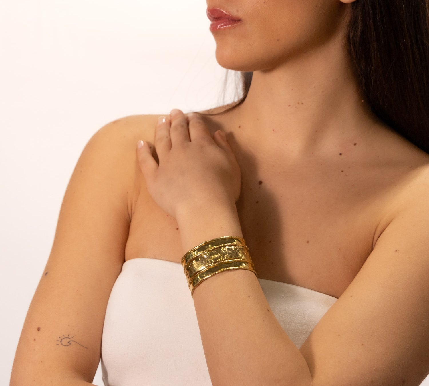 Full band gold bracelet