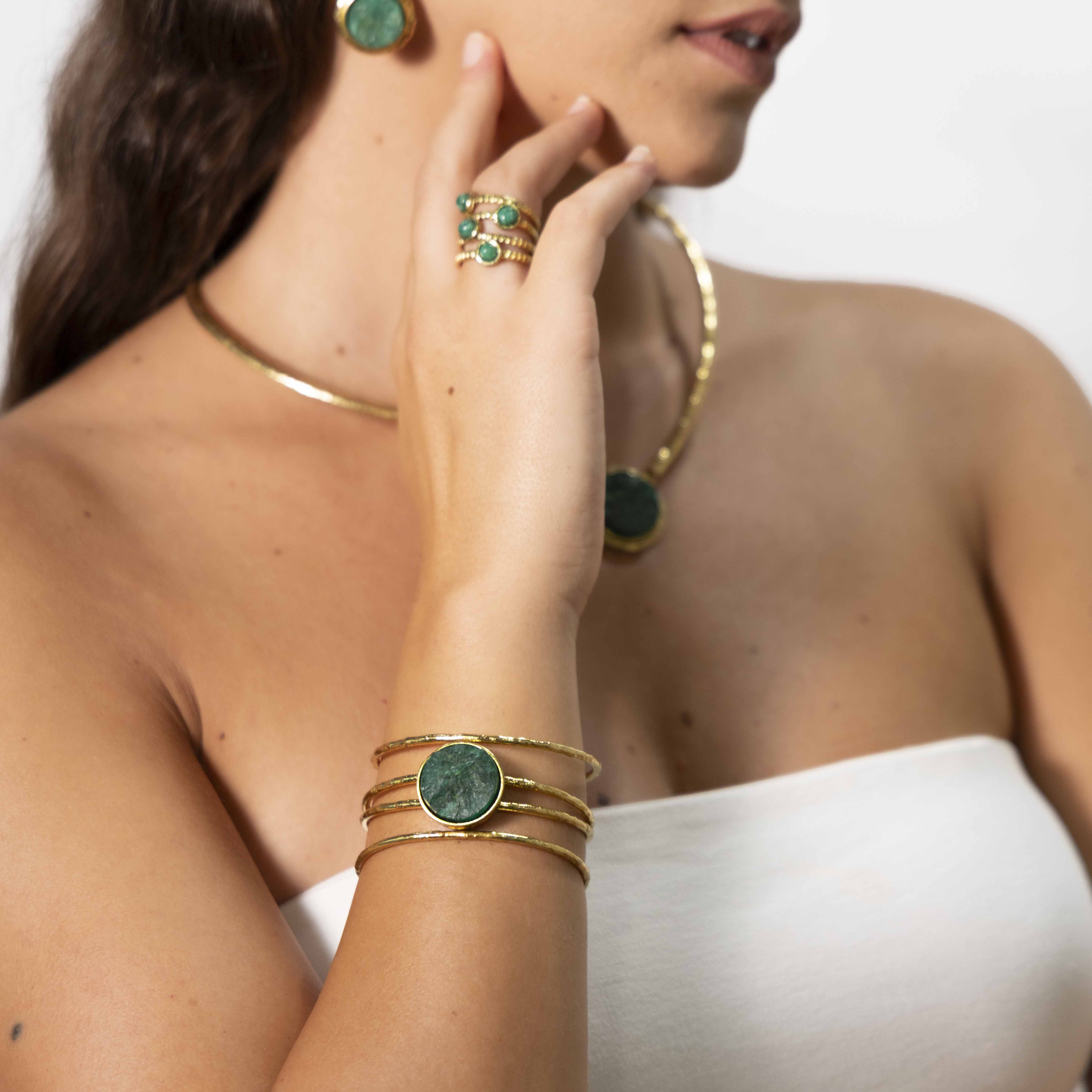 Bracciale pietra tondo