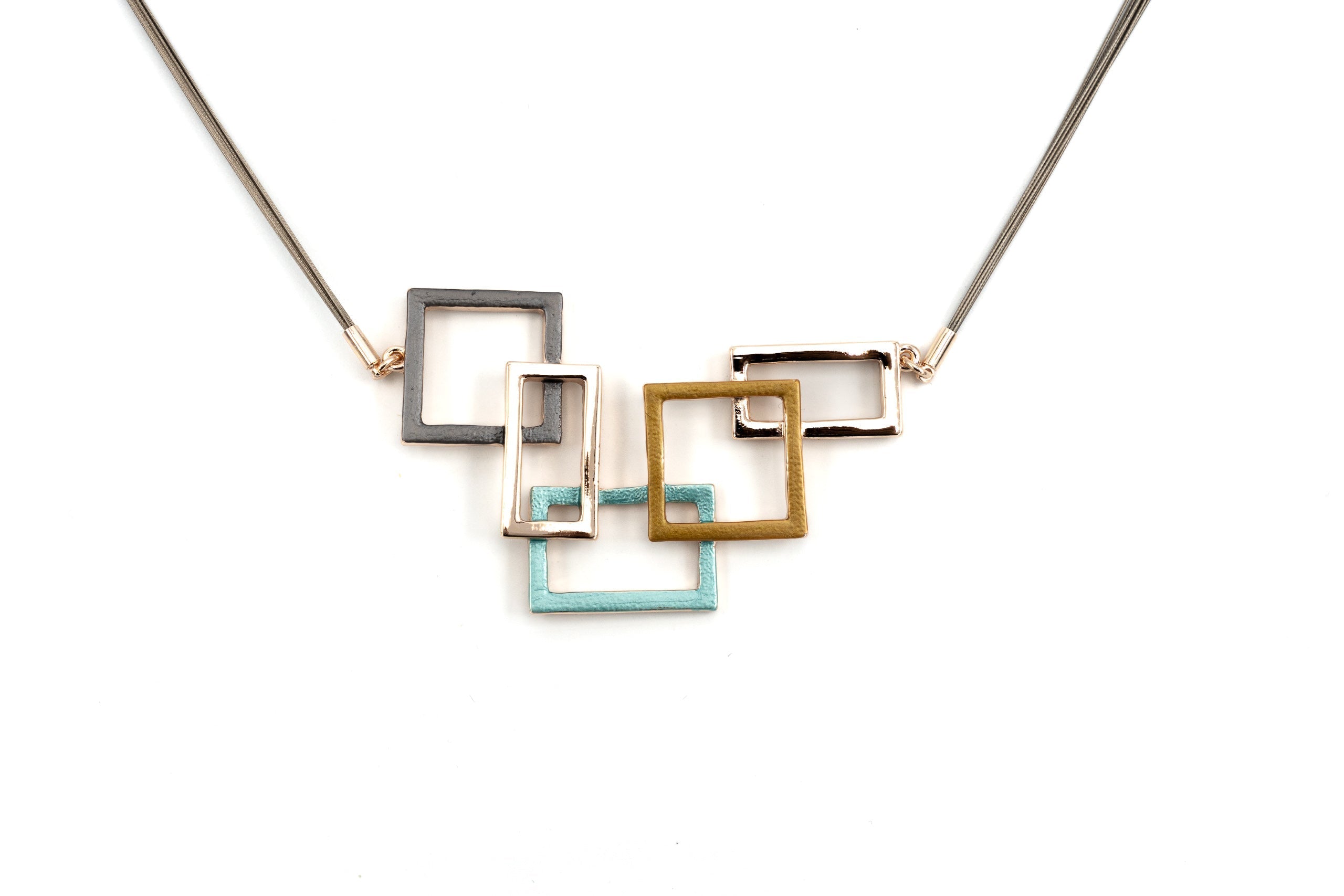 Collana con rettangoli intersecati