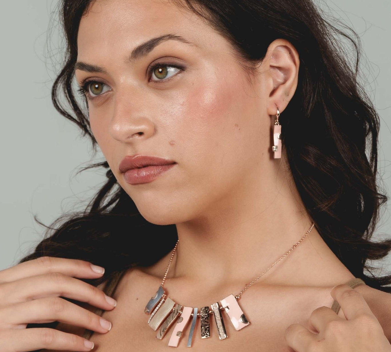 Orecchini barretta smaltata - KLK