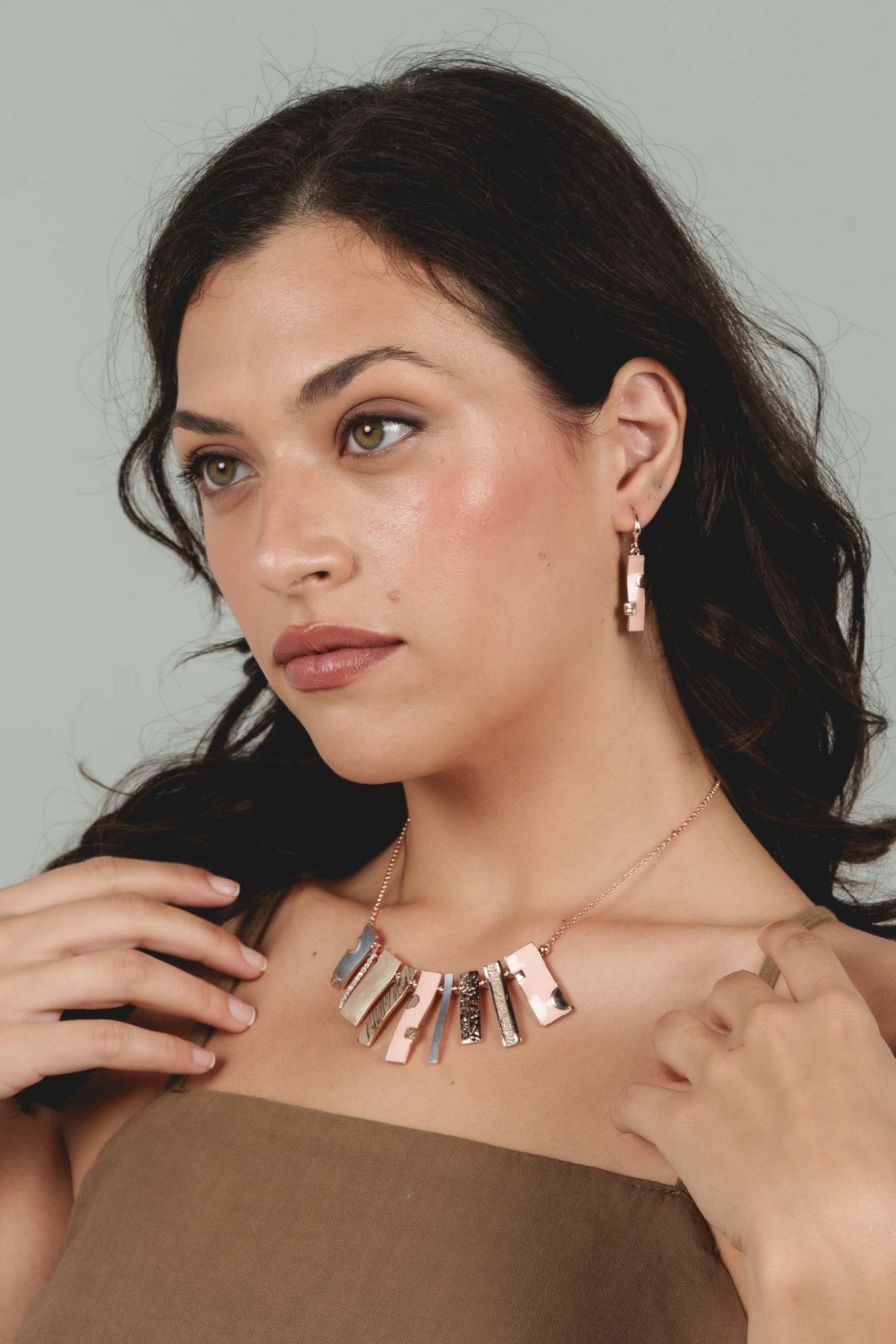 Orecchini barretta smaltata - KLK