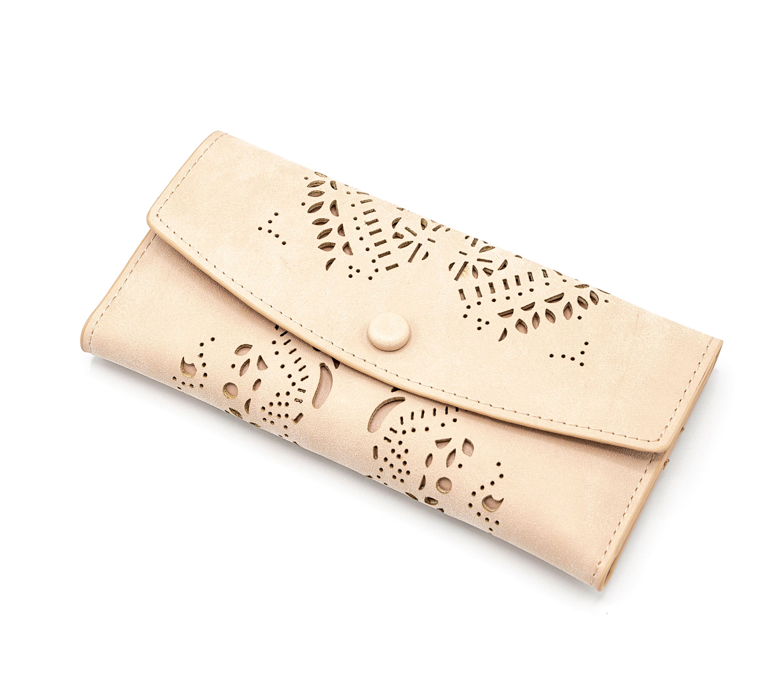 Portafogli con disegno mandala a laser. Porta documenti e porta carte. Varie tasche a disposizione, anche con zip. Disponibile in quattro colori: sabbia, grigio, marrone, rosa.  Materiale: similpelle  Base: 19 cm  Altezza: 10 cm   