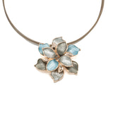 Open flower necklace