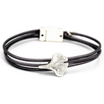 Bracciale calam.fili pelle, met.zama bagno in argento o oro opaco con foglia di ginkgo.