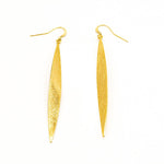 Orecchini con navetta ondulata - KLK